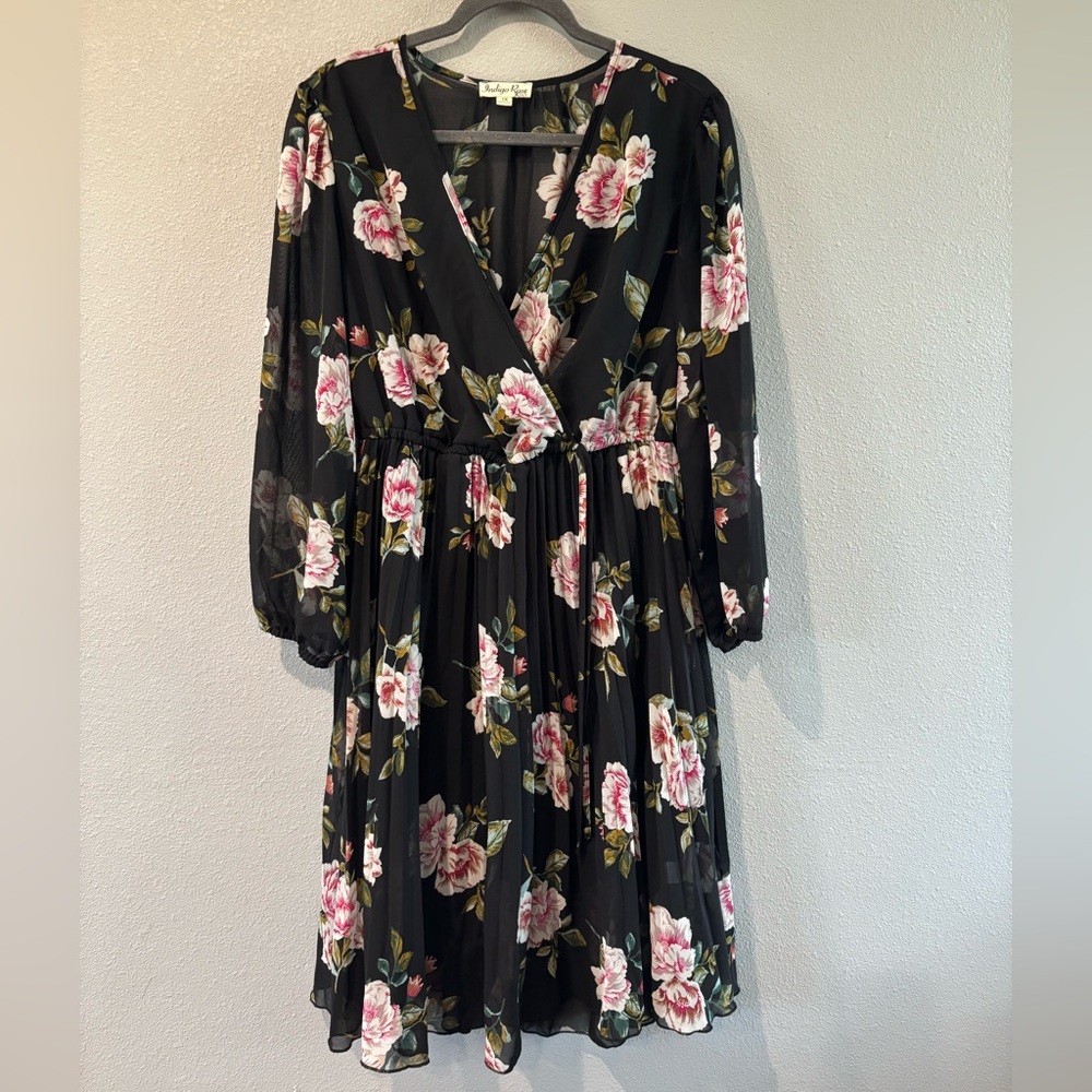 Chic Floral Long Sleeve Dress